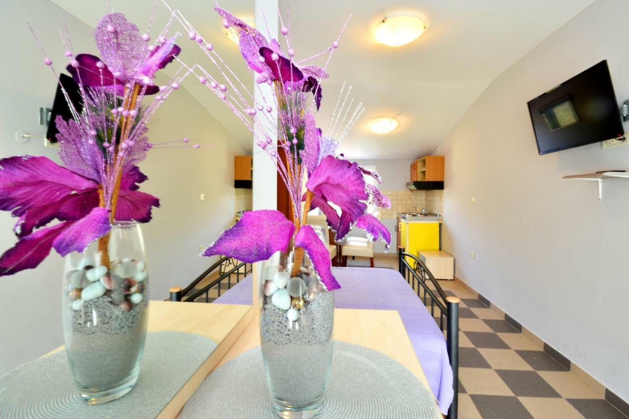 Beach Apartman Petra ポドストラナ エクステリア 写真